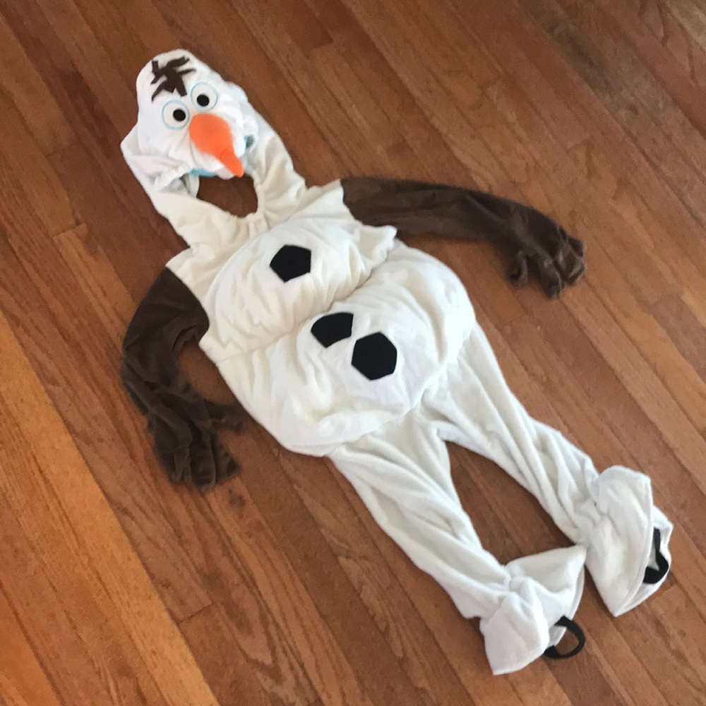 Olaf costume. Zip up back.  Adorable! Great condition